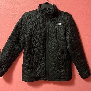 The North Face Youth Boys 14/16 zip up puffer